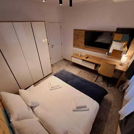 Lux Stevanovic A86 Κοπαόνικ